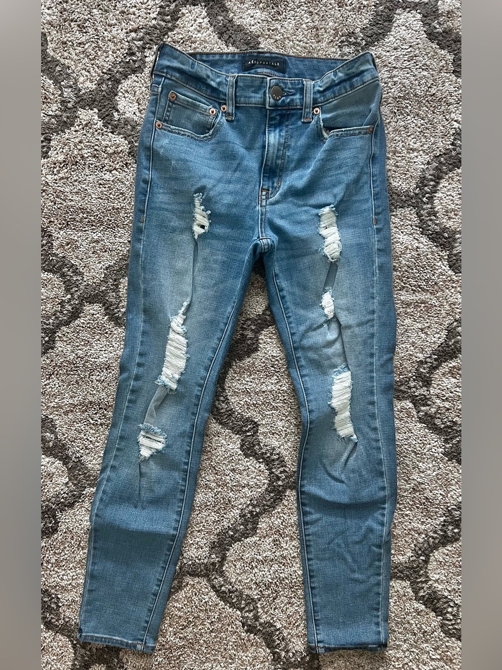 Aeropostale High Rise Jegging Jeans Distressed Medium Wash Size 4 Short